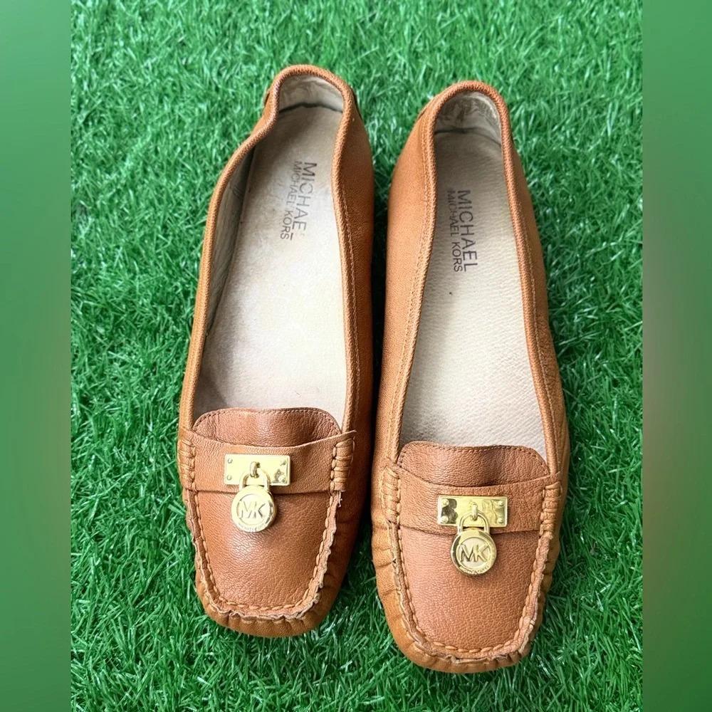 Michael Kors Women's‎ Tan Loafers